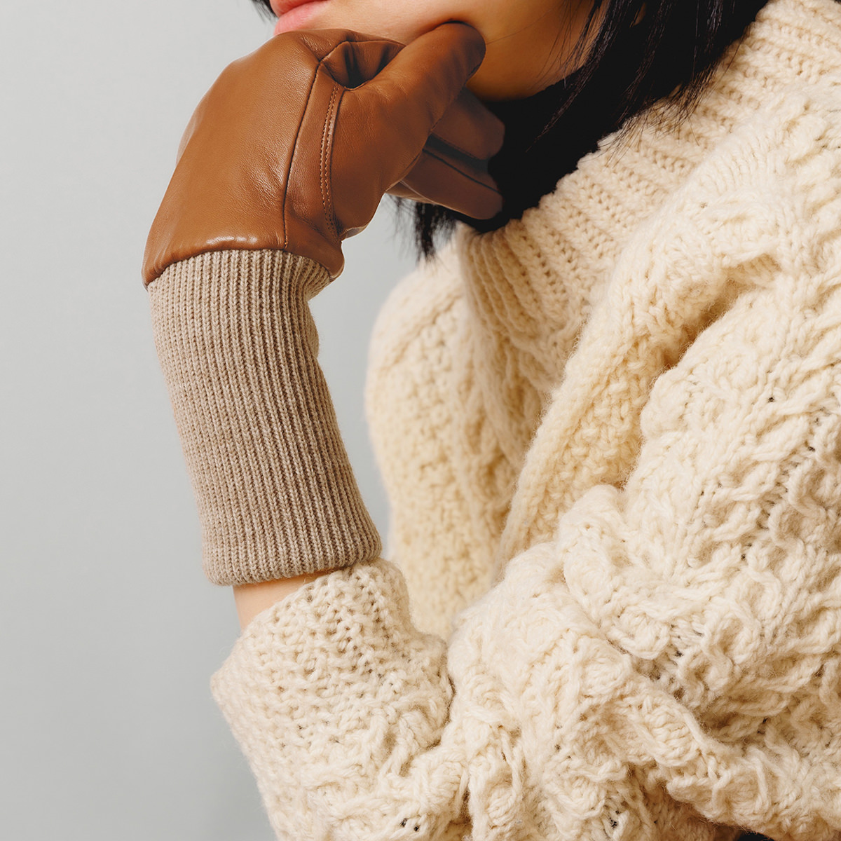 KURODA クロダ 女性用 Italian Sheep Cuffs 〔手囲いサイズ：19cm/21cm〕