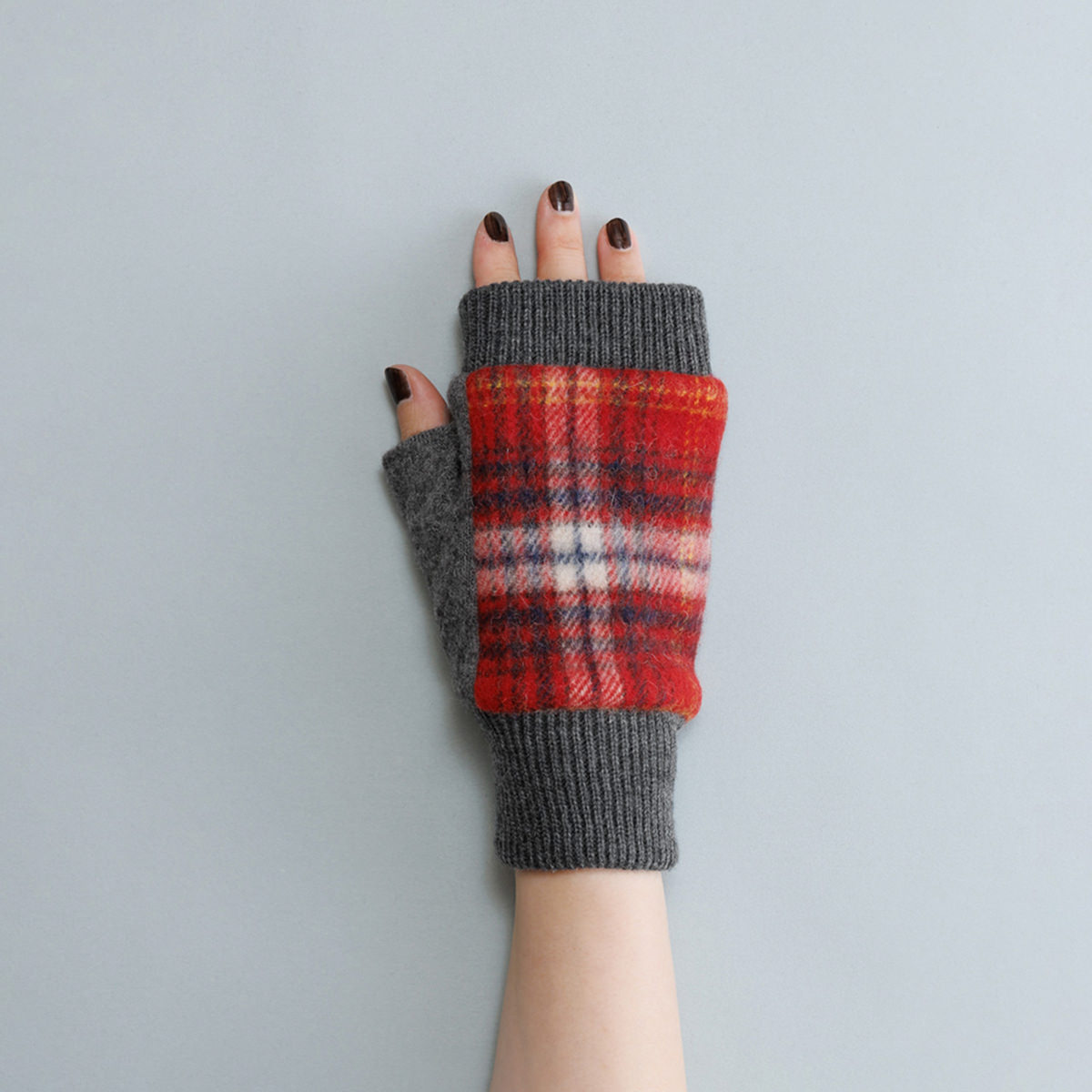 KURODA クロダ 女性用 タータンチェック フィンガーレスグローブ 〔手囲いサイズ：21～22cm〕