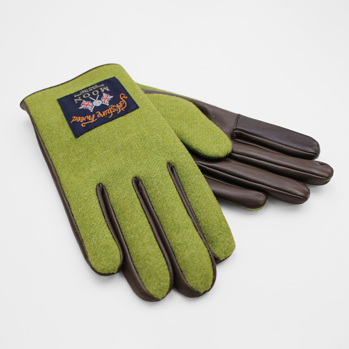 KURODA クロダ 男性用 MOON グローブ 抗菌・抗ウイルス タッチパネル対応 〔手囲いサイズ：24cm〕