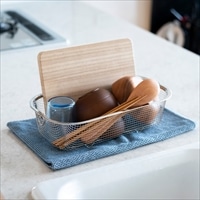 すっきり暮らす 水切かご 深型 〔サイズ：約35.8×20.3×高さ9.5cm、重量：約0.27kg〕【沖縄県・離島 配送不可】