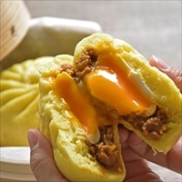 名古屋肉まん本舗 招福コーチンカレーまん 〔180g×6〕