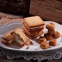 CHEESE CAVERY 2種 ギフトセット S 〔チーズポルボローネ25g×2、チーズサンド35g×10〕