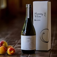 Plumity White 吟醸酒仕込み 南高 梅酒 〔720ml〕