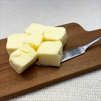 北海道 グラスドロップミルクのバター 〔100g×2個〕