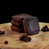 バスクチーズケーキ ショコラ〔(約5cm×5cm×高さ2cm)×8個〕