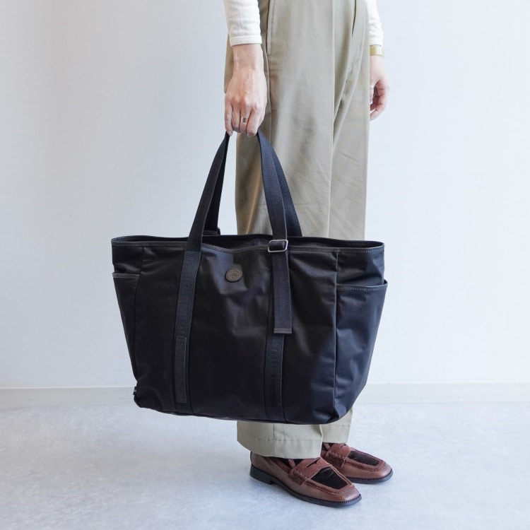 着用カラー 01:ブラック