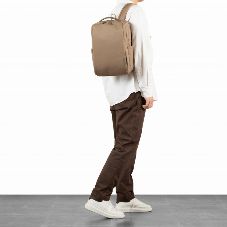 着用カット(05:ベージュ)