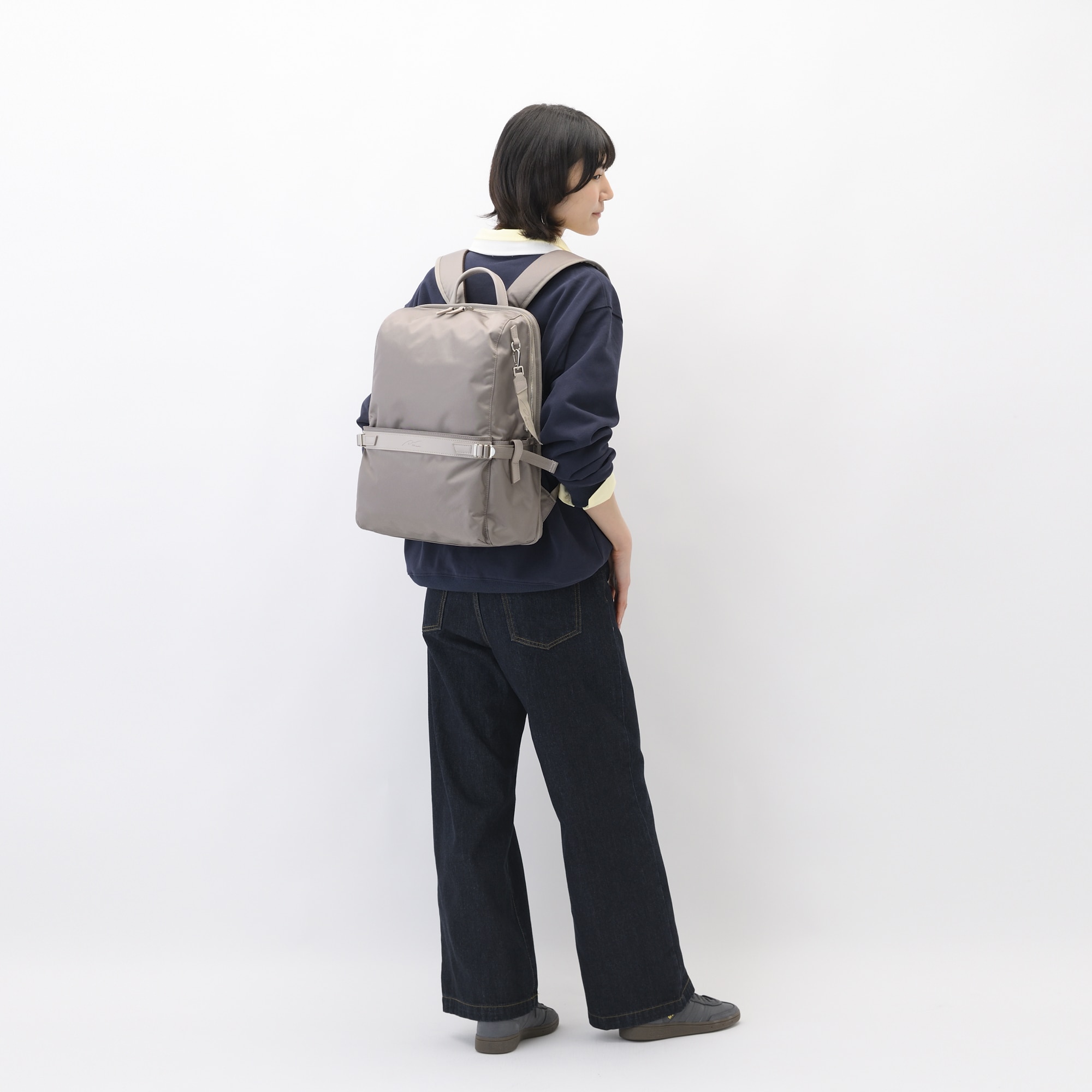 W&.Day/Night リッカ2 スクエアリュック B4サイズ 15.6インチPC収納 19153 11:スモーキーピンク B4/15.6インチPC収納