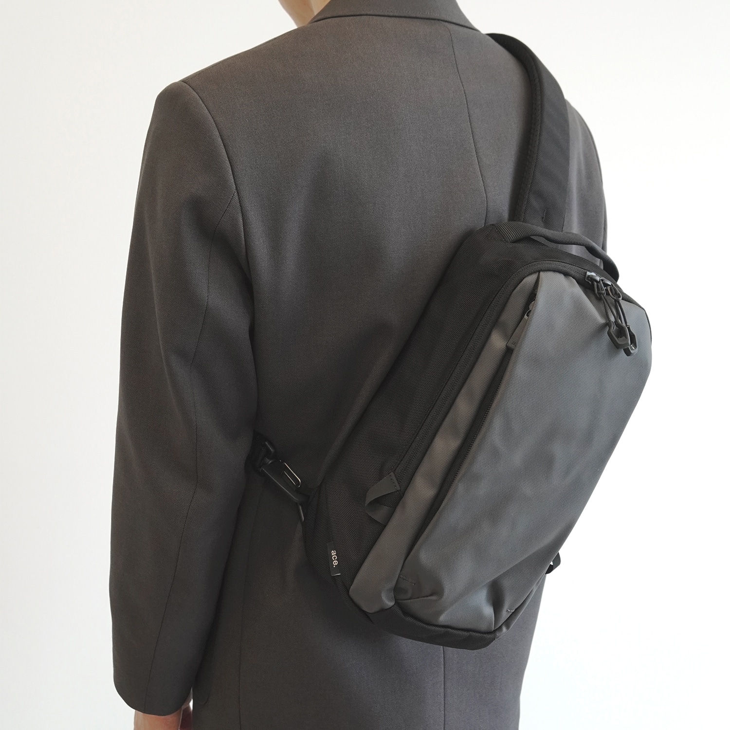 ace./エース ラグレンティスクロス ボディバッグ 撥水 68794 01:ブラック ボディバッグ 6L