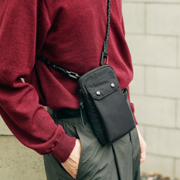 UNTRACK CITY/3LS スマホショルダー 60371 01:ブラック スマホショルダー