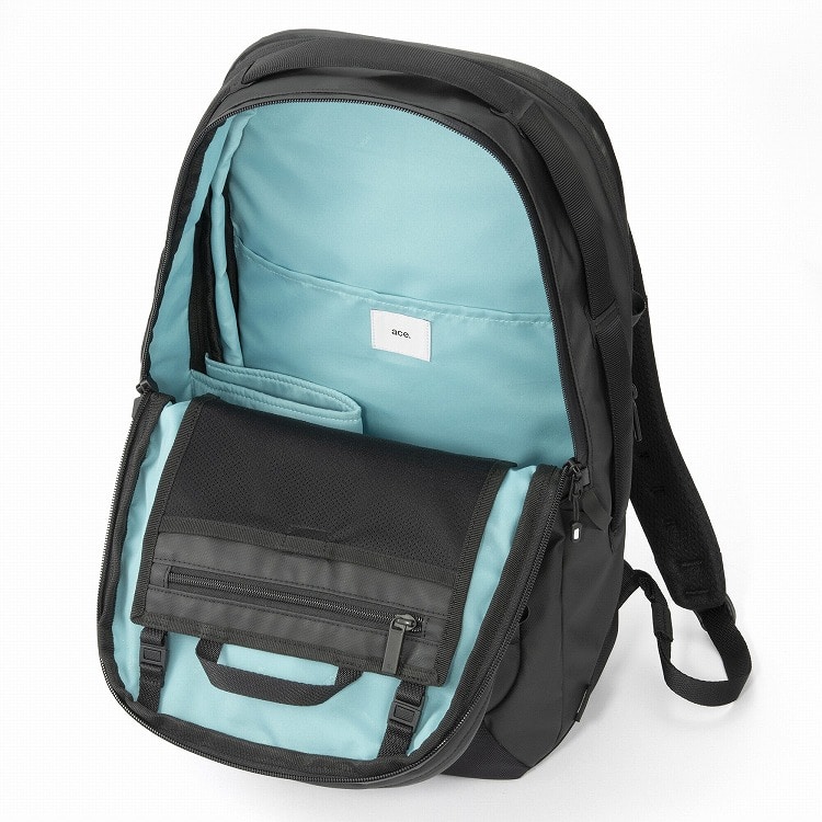 視認性の良い、明るい内装生地