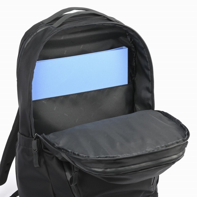 B4ファイルサイズの収納が可能