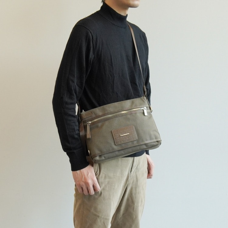 【セール価格】Orobianco/オロビアンコ ピオニエーレ ショルダーバッグ 92931 01:ブラック ショルダーバッグ ヨコ