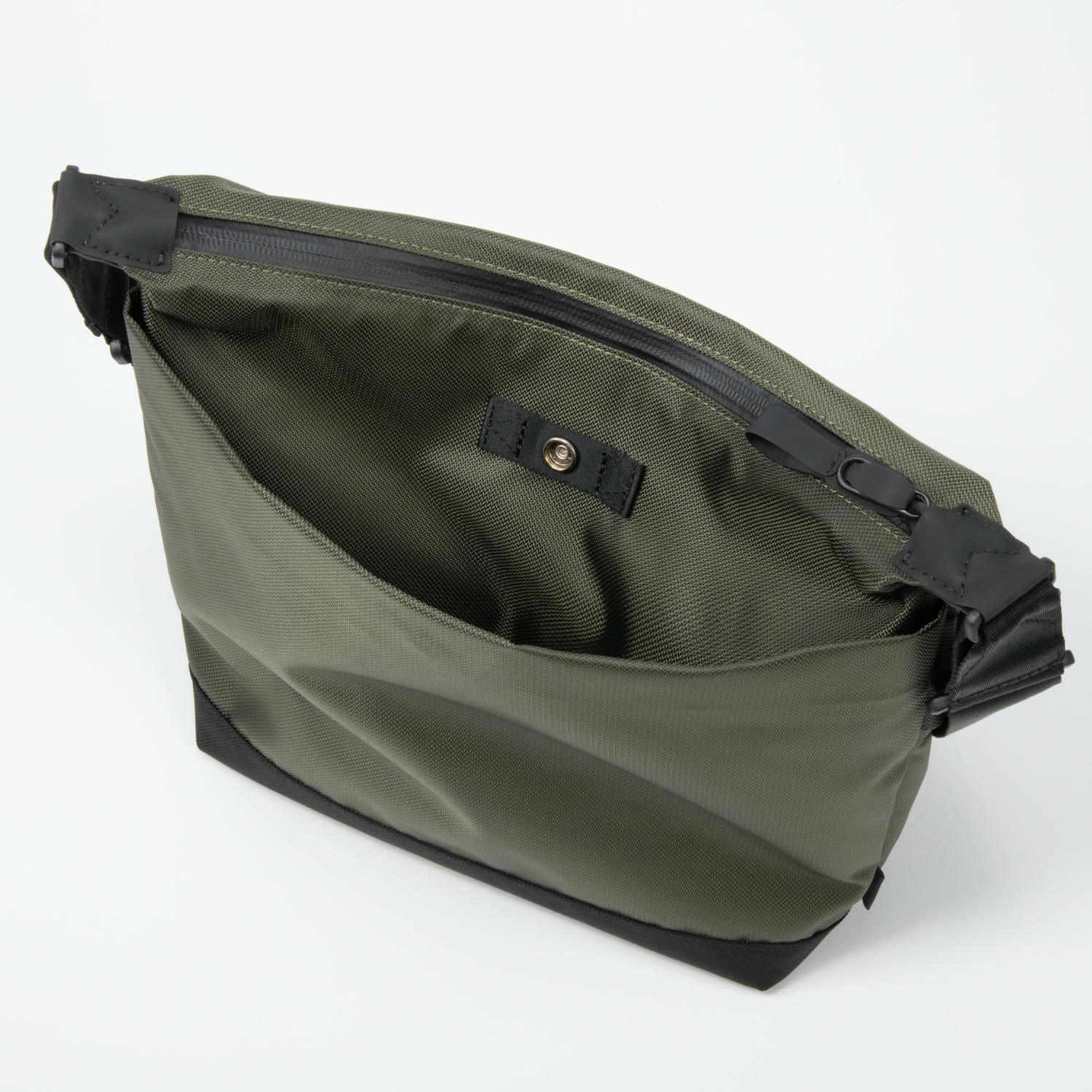 ace./エース ラグマスター2 ショルダーバッグ 耐水 B5ファイル 17766 04:カーキ B5ファイル/7L