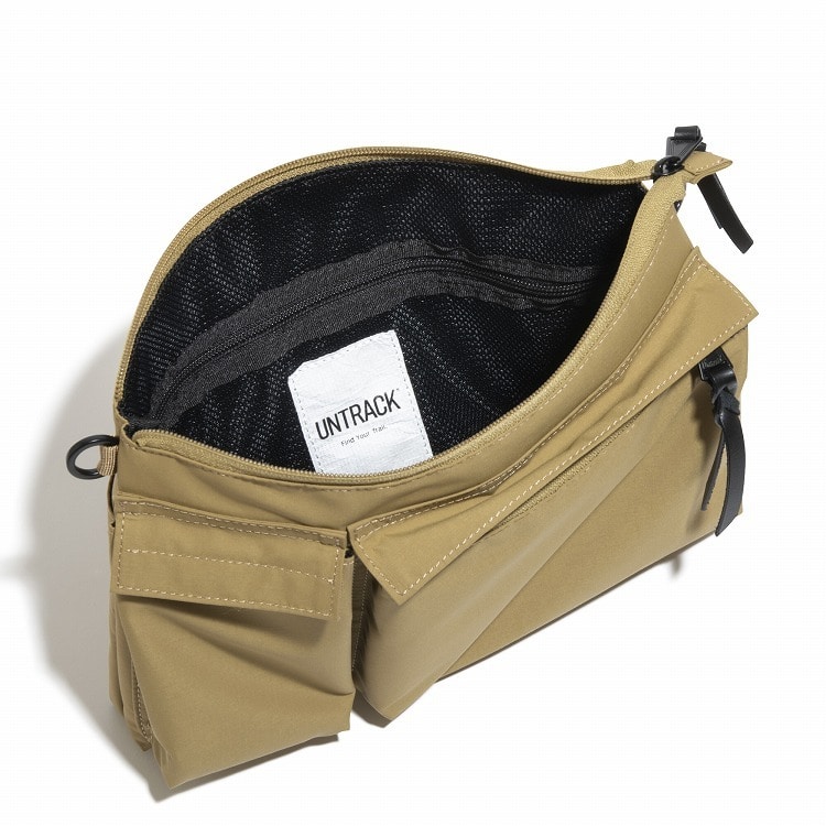 UNTRACK CITY/3LS サコッシュS 60372 01:ブラック サコッシュS