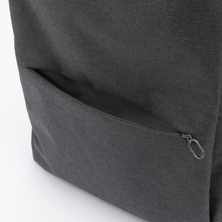 フロントポケット