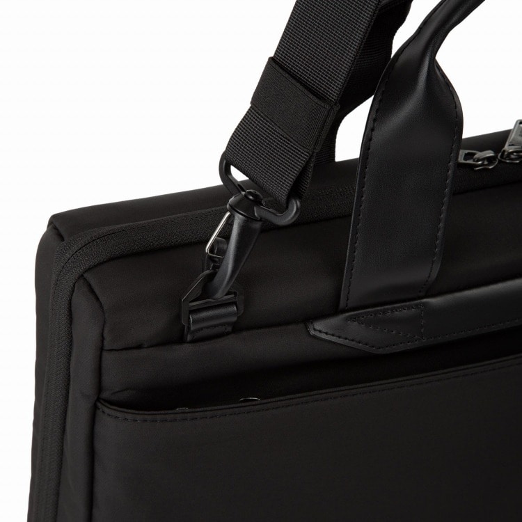 ACE アーレイF ビジネスブリーフ A4ファイル収納 14インチPC 68841 01:ブラック ブリーフケース