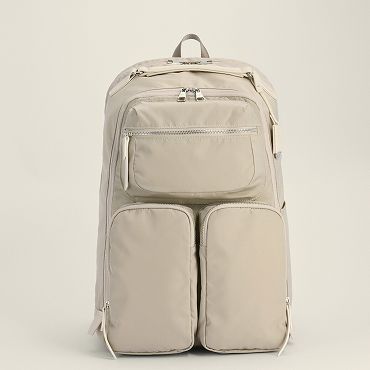 W&.Day/Night ミュッケ オーガナイズドリュック B4サイズ 15.6インチPC収納 大容量 送料無料 15577