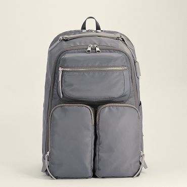 W&.Day/Night ミュッケ オーガナイズドリュック B4サイズ 15.6インチPC収納 大容量 送料無料 15577