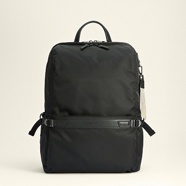 W&.Day/Night リッカ2 スクエアリュック B4サイズ 15.6インチPC収納 19153