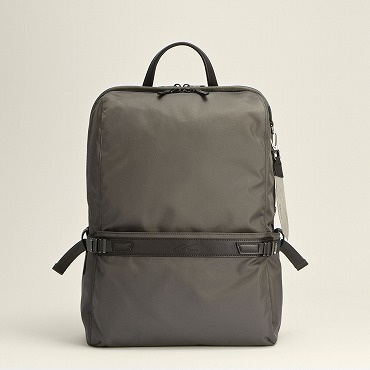 W&.Day/Night リッカ2 スクエアリュック B4サイズ 15.6インチPC収納 19153