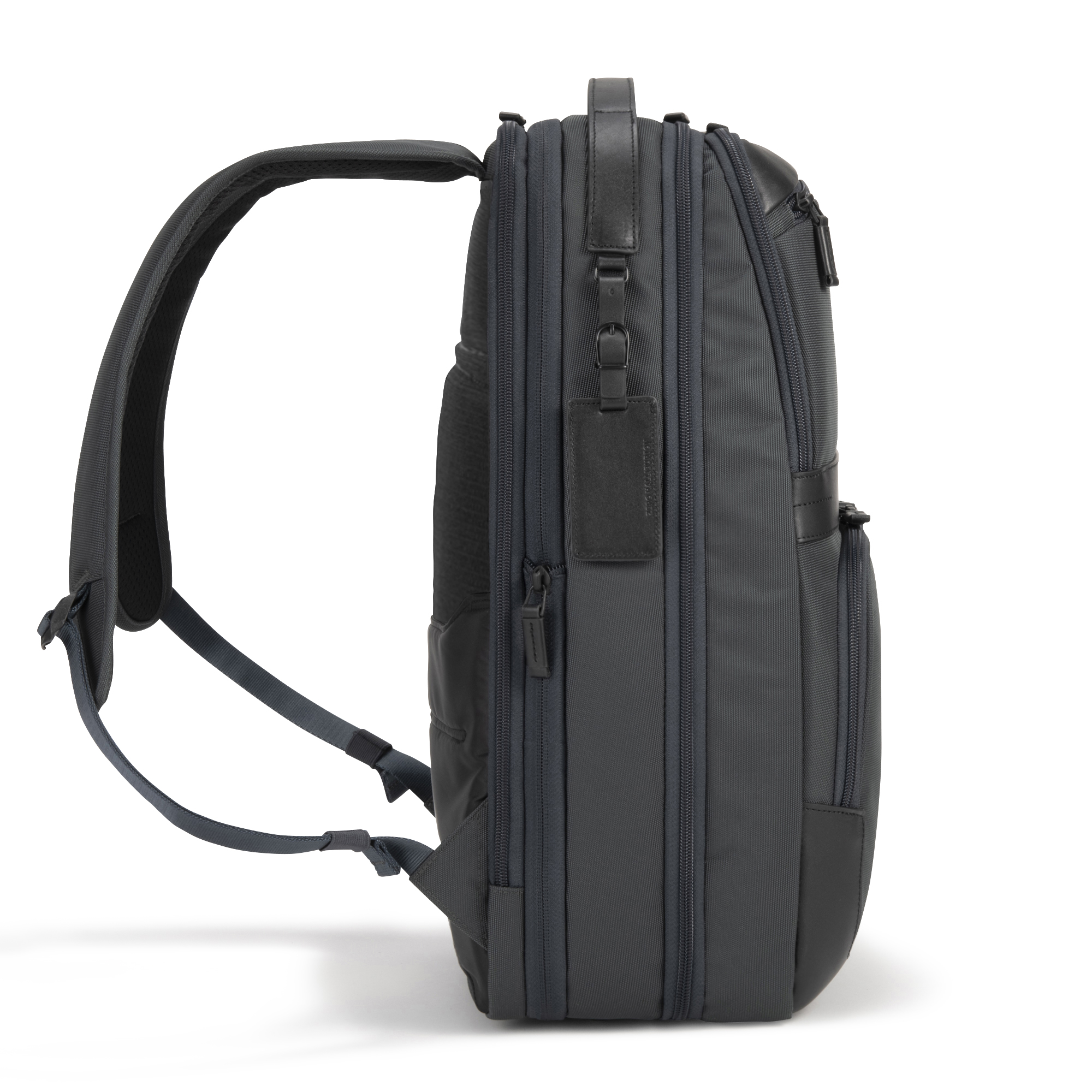 【ゼロハリバートン】ZEST3 ゼスト バックパック 拡張 Expandable Large Backpack B4/15.6" PC 81732 01:ブラック バックパックL