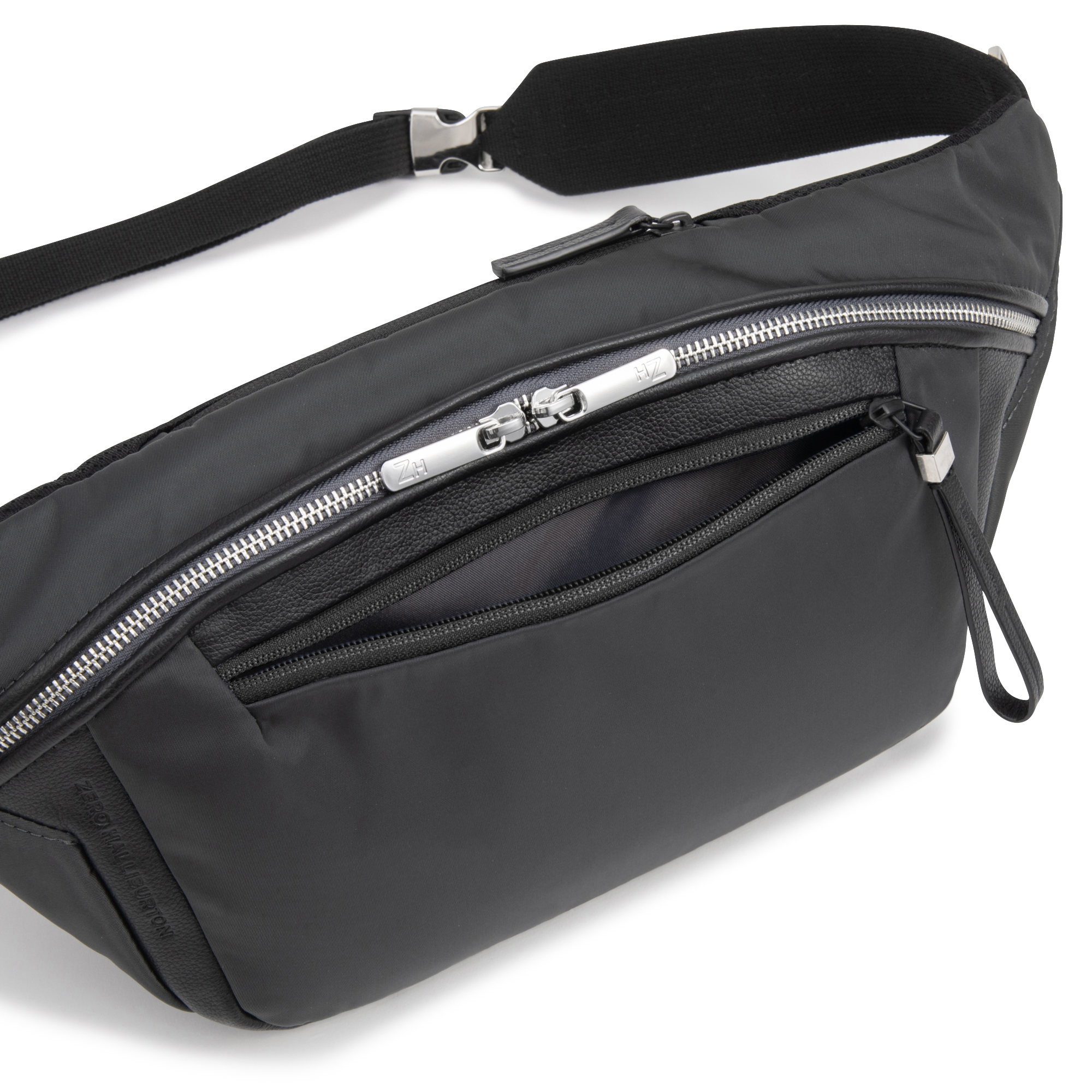 【ゼロハリバートン】UE Collection カジュアルバッグ スリングバッグ Daily Slingbag 81754 01:ブラック ボディバッグ