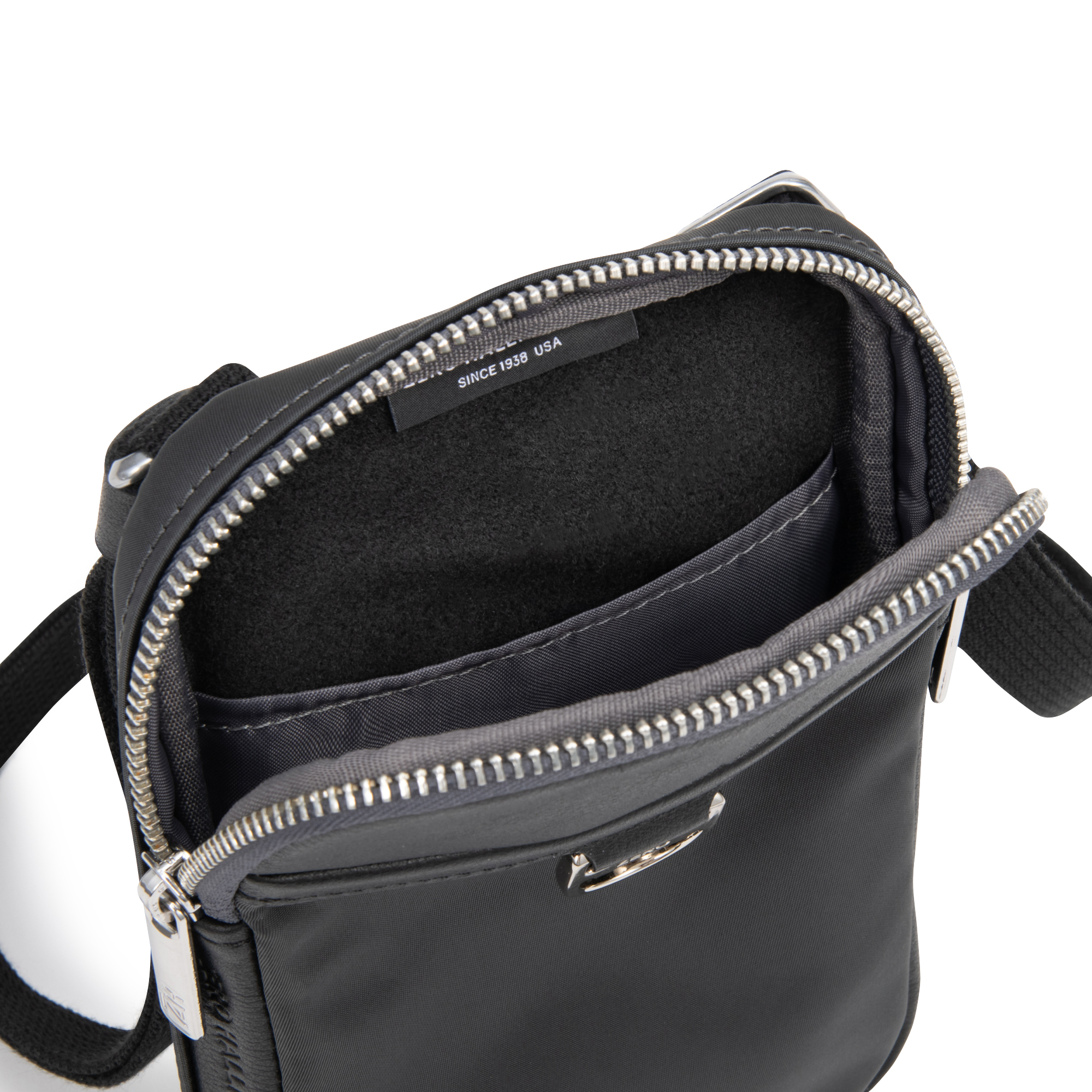 【ゼロハリバートン】UE Collection カジュアルバッグ ミニショルダー Round-Zip Mini Shoulder 81751 01:ブラック ミニショルダー