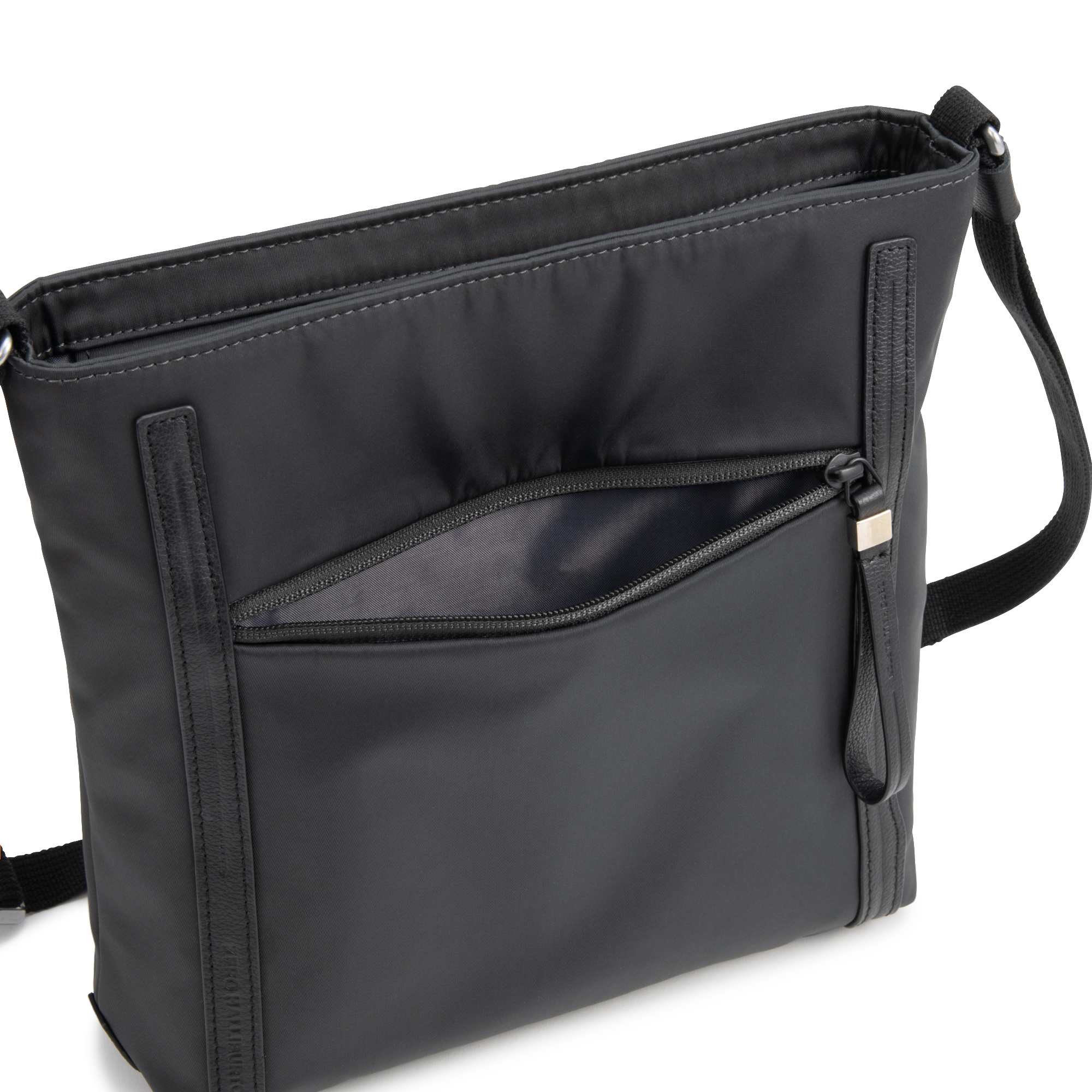 【ゼロハリバートン】UE Collection カジュアルバッグ ショルダーバッグ Vertical Square Shoulder B5 81753 01:ブラック ショルダーバッグ