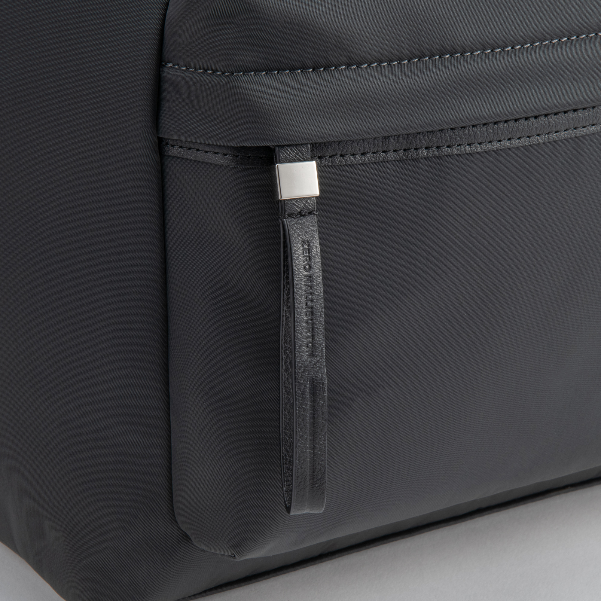 【ゼロハリバートン】UE Collection カジュアルバッグ デイパック Day Backpack A4/14" PC 81756 09:グレー デイパック