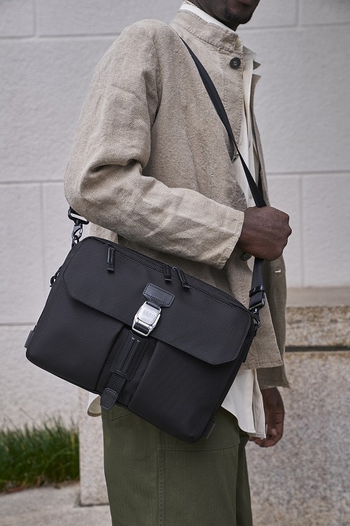 【ゼロハリバートン】ZERO ZLM/ショルダーバッグ ビジネスバッグ カジュアルバッグ Horizontal Shoulder Bag A4サイズ 送料無料 81513 03:ネイビー ショルダーバッグ(横型)