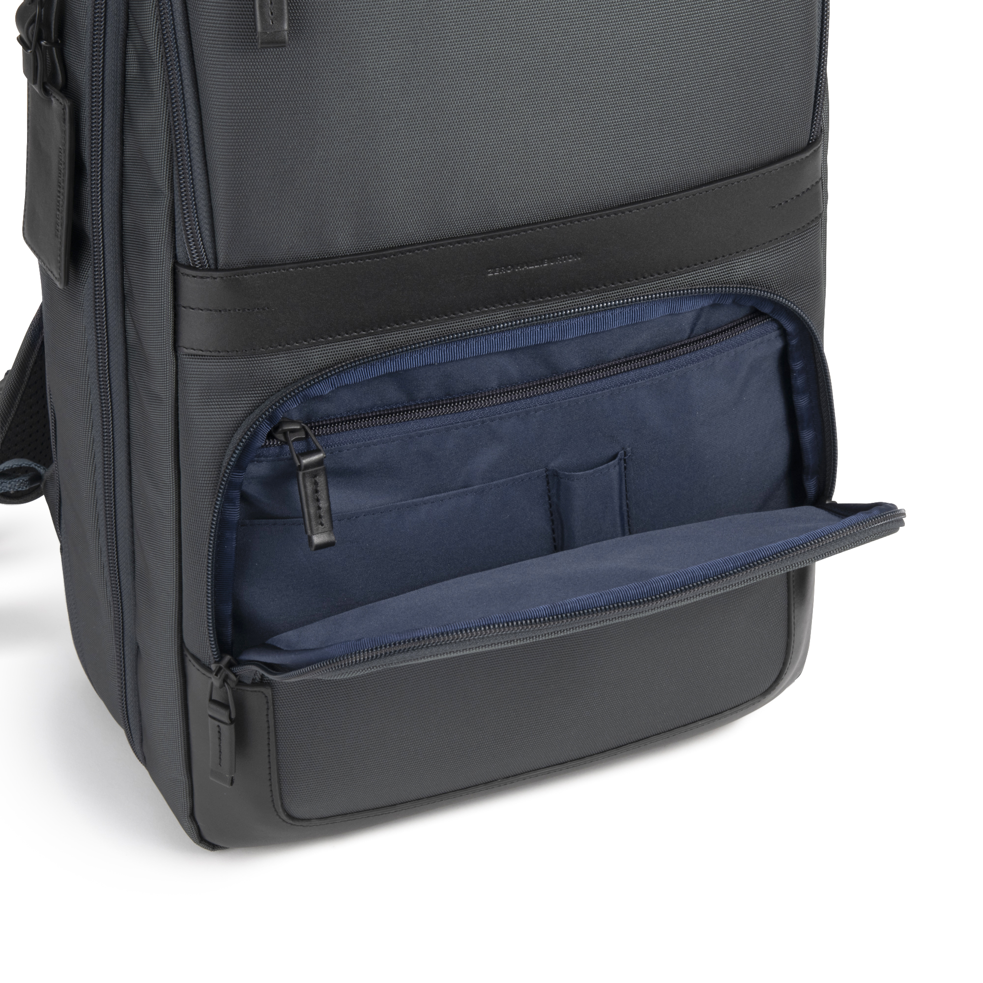 【ゼロハリバートン】ZEST3 ゼスト バックパック 拡張 Expandable Large Backpack B4/15.6" PC 81732 01:ブラック バックパックL