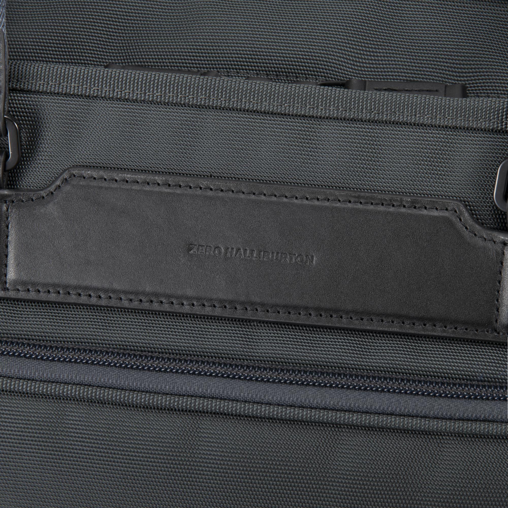 【ゼロハリバートン】ZEST3 ゼスト トートバッグ Tote Bag B4/14" PC 81737 01:ブラック トートバッグM