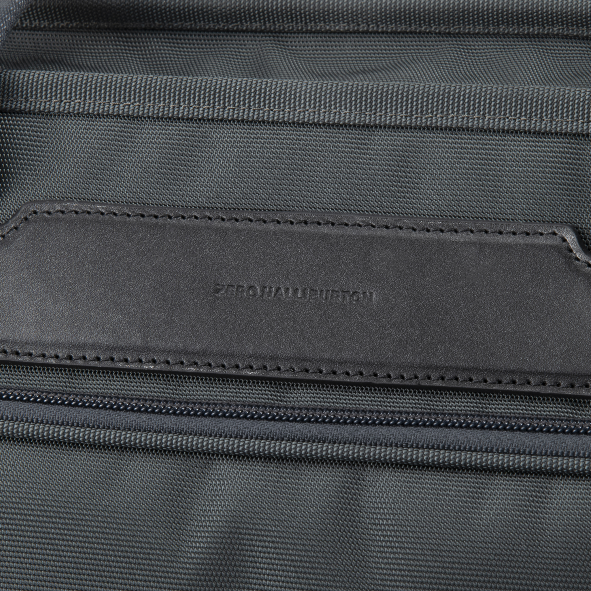【ゼロハリバートン】ZEST3 ゼスト トートバッグ Landscape Tote Bag B4/15.6" PC 81738 01:ブラック トートバッグL