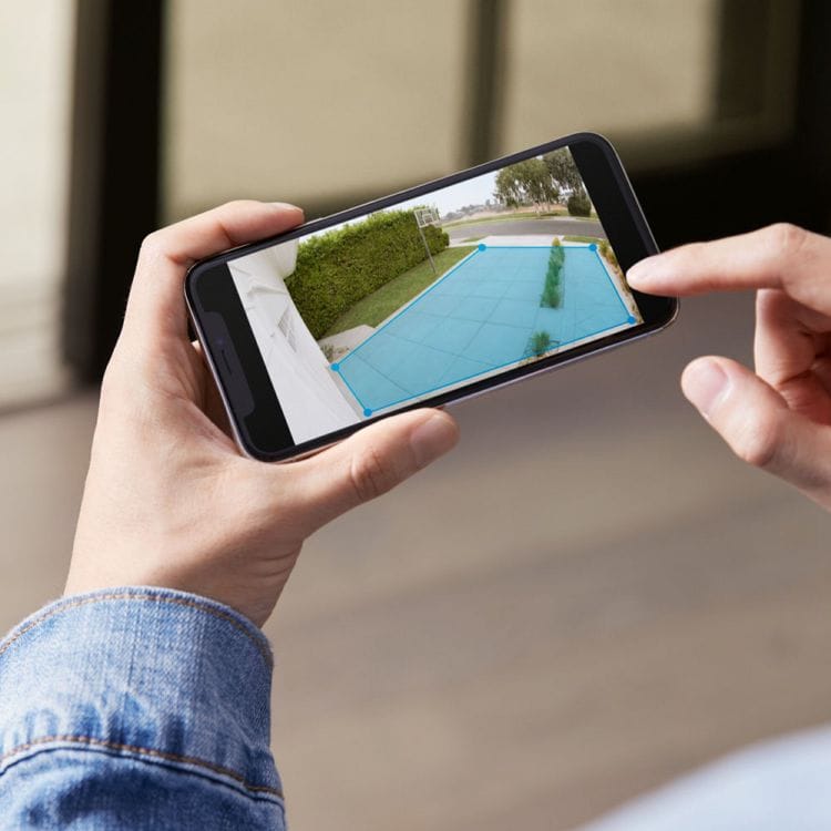 防犯カメラ 屋外用 センサーライト付き バッテリーモデル 双方向音声 Ring Spotlight Cam Plus Battery ホワイト