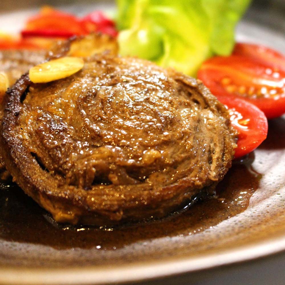 ［5倍マイル！本日2/27迄］【冷凍】さつま屋産業 黒毛和牛ロールステーキ 50g×8 【時間指定不可】【代引不可】【同梱不可】【プラザセレクト】