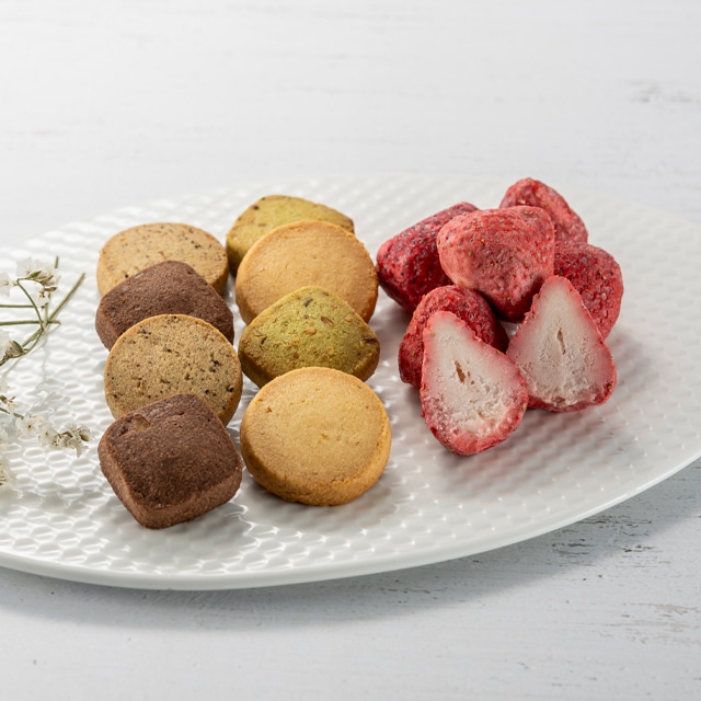 お歳暮 クリスマス 2025 チョコレート お菓子 スイーツ 贈り物 ギフト 千疋屋 パティスリー銀座千疋屋 【冬季限定】いちごショコラ＆クッキー