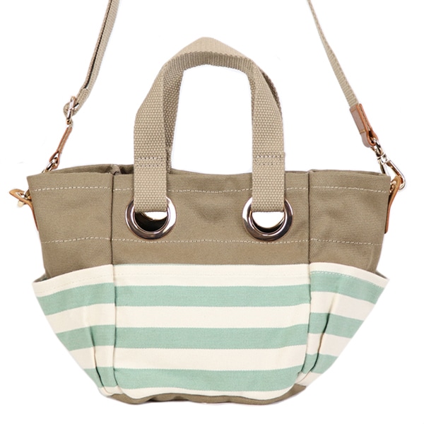 カニス エクリュ アマンド