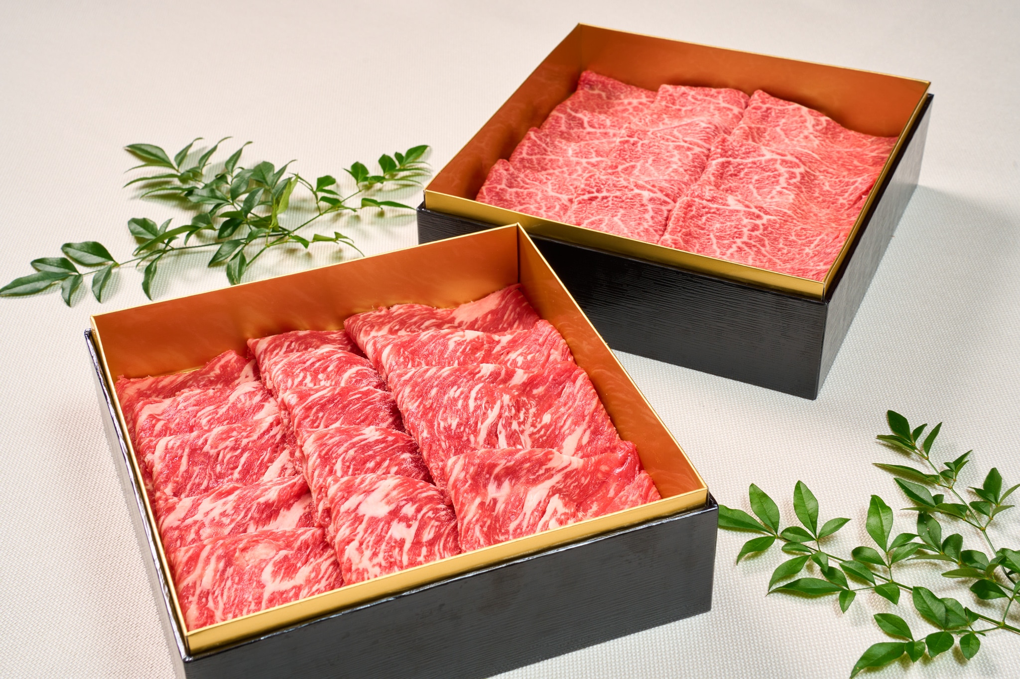 ＜格之進＞熟成肉重箱ギフト満足二段重紅（すき焼き・しゃぶしゃぶ／3～4人前）【ギフト】【送料無料】