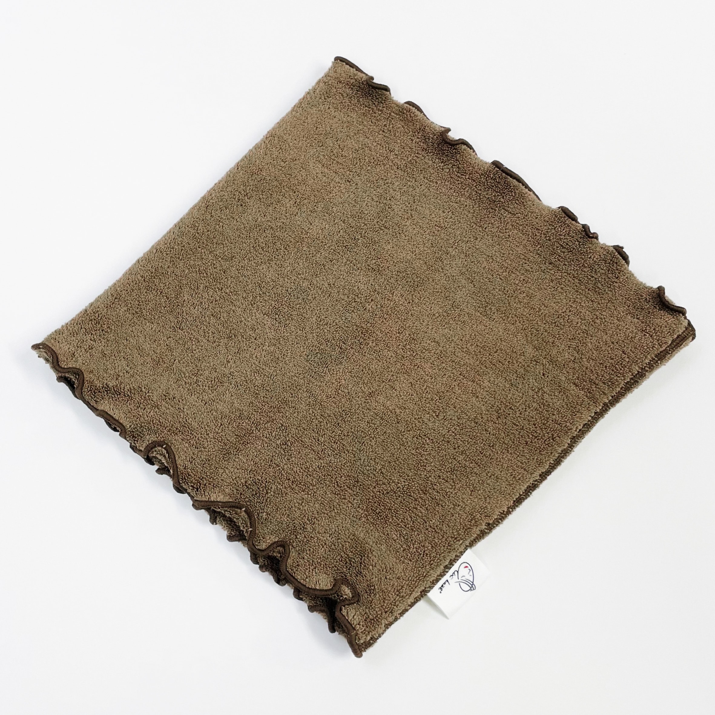 キャラメルブラウン