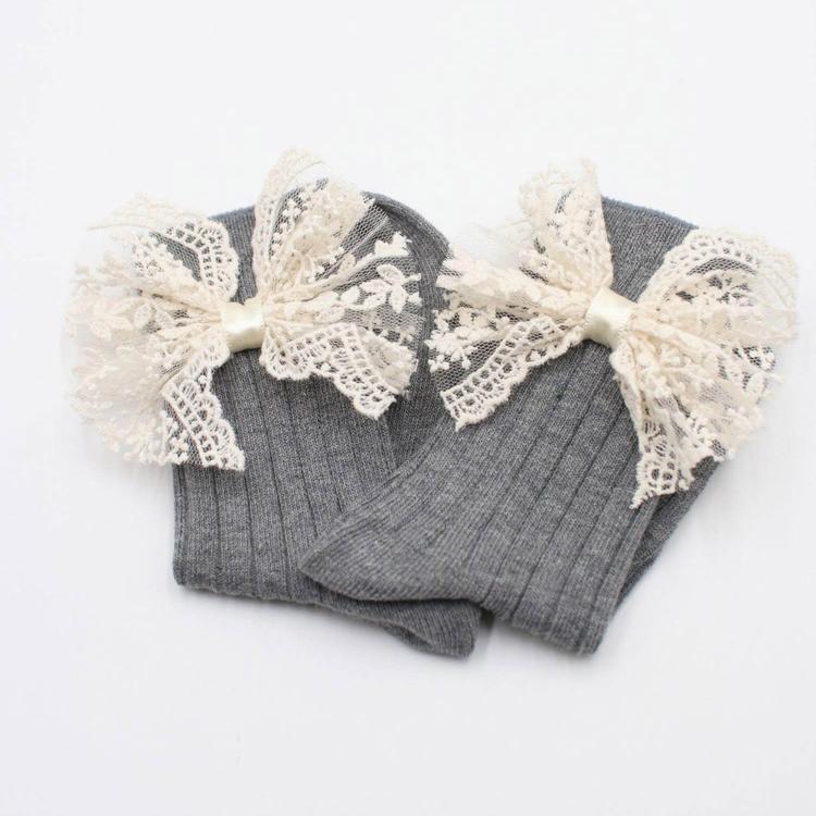 チャコールグレー