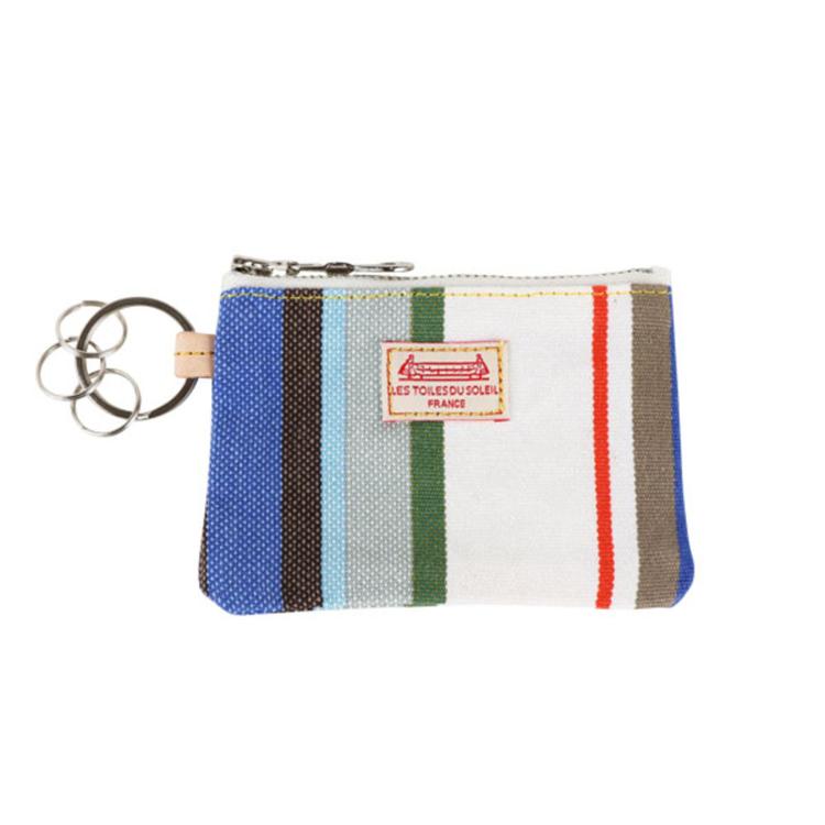 カダケスブランロイ