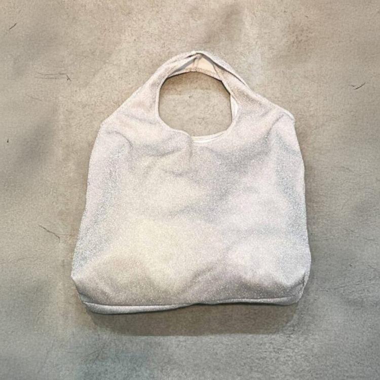 18IVO(アイボリー)