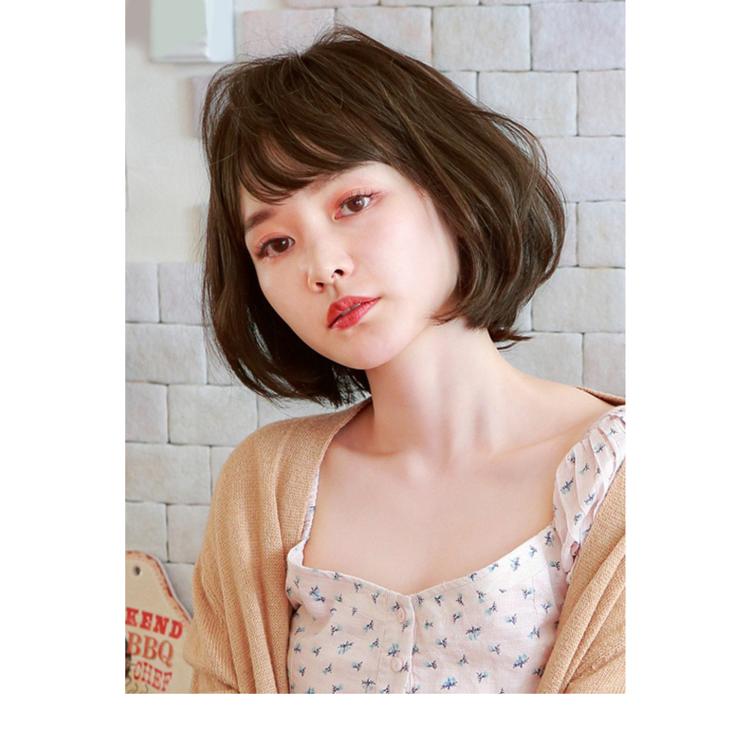 ダークブラウン