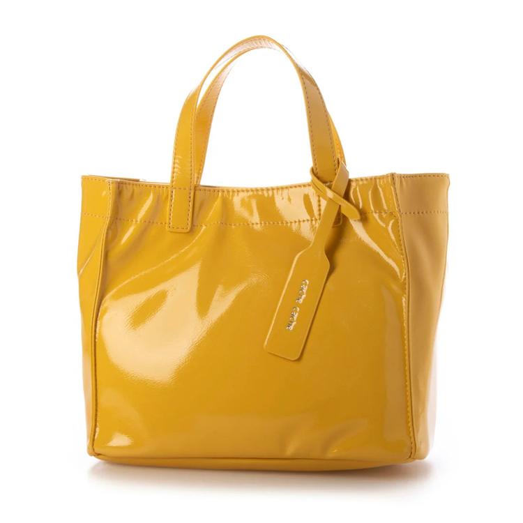 ライトイエロー