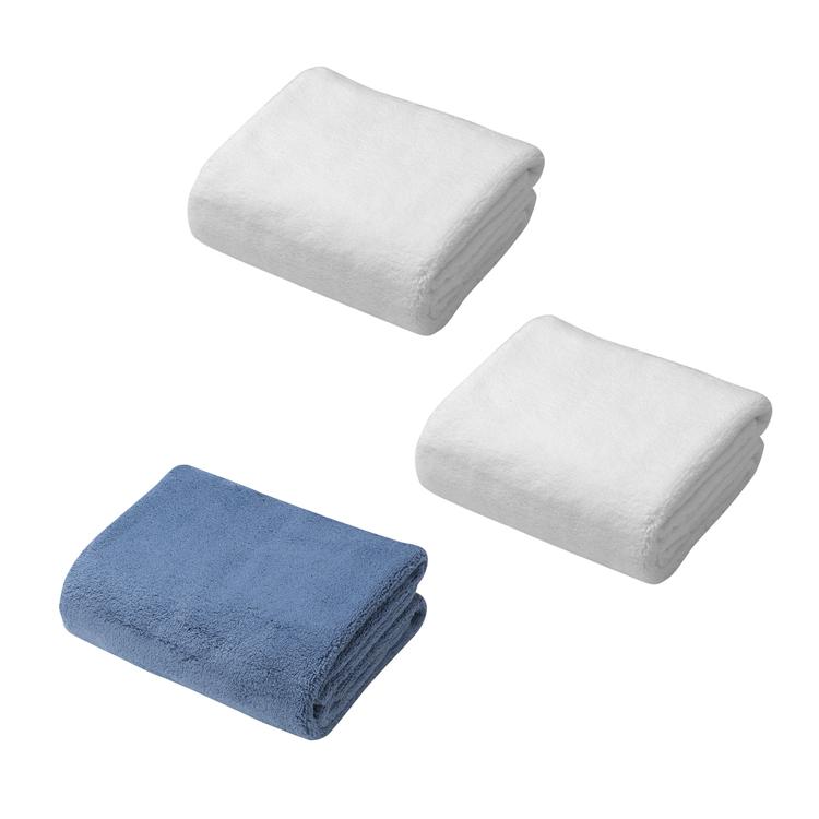 ホワイト×ホワイト×ブルー