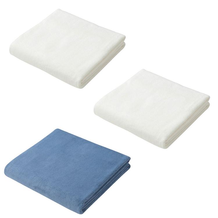 ホワイト×ホワイト×ブルー