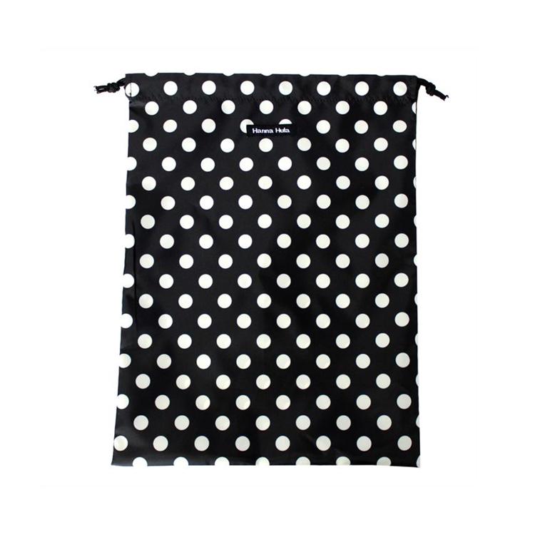 ポルカブラック