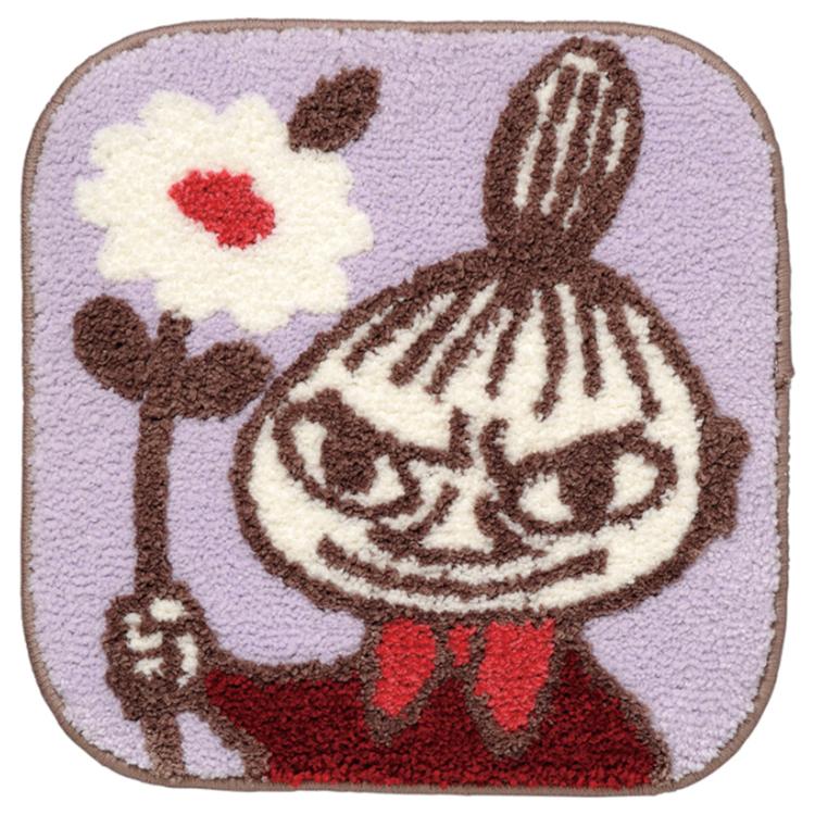 花を持つリトルミイ