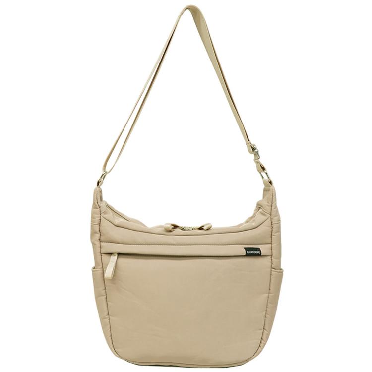 グレーベージュ